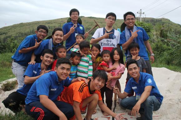chiến dịch tình nguyện, Mùa hè xanh 2014, sinh viên thành phố, huyện đảo Lý Sơn
