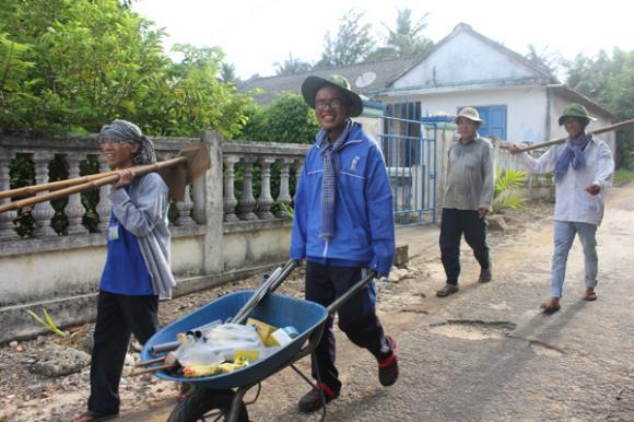 chiến dịch tình nguyện, Mùa hè xanh 2014, sinh viên thành phố, huyện đảo Lý Sơn