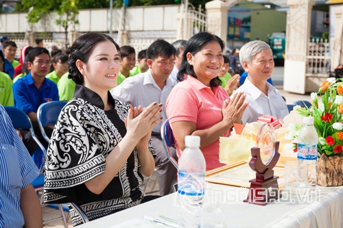 Sao việt,sao viet,diễn viên lý nhã kỳ,kiều nữ lý nhã kỳ,lý nhã kỳ đạp xe