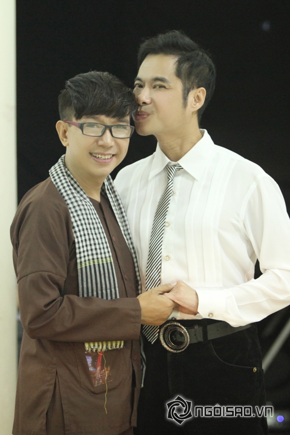 Sao việt,sao viet,ca sỹ long nhật,bà tám showbiz long nhật,long nhật và bạn trai việt kiều
