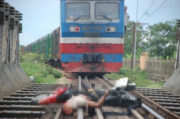 Tai nạn,tai nạn tàu hỏa,tàu hỏa tông xác người vắt qua đường sắt