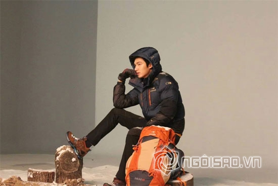 nam diễn viên lee min ho,lee min ho thời trang eider,thời trang sân bay lee min ho,lee min ho