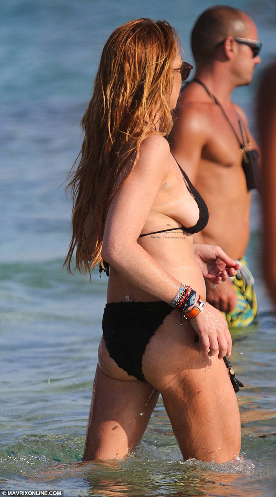 Lindsay Lohan, Lilo, thân hình xập xệ, sao khoe thân hình xấu