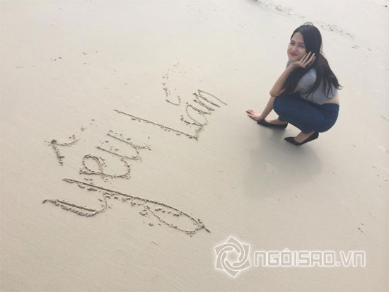 hương giang idol,nữ ca sĩ chuyển giới hương giang,hương giang diện bikini,hương giang tại côn đảo,hương giang khoe eon thon,cuộc đua kì thú