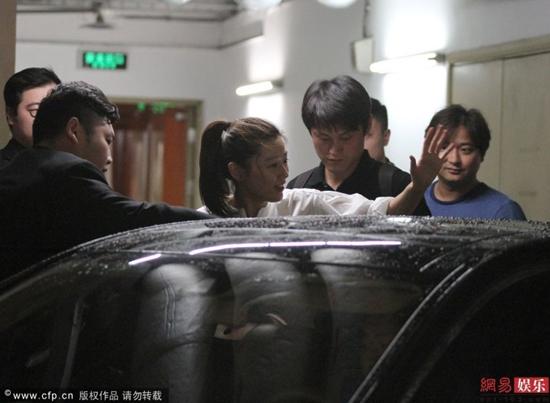 Jeon Ji Hyun, Jeon Ji Hyun mặt bóng dầu, Jeon Ji Hyun minh tinh trái đất, Jeon Ji Hyun đầu tóc bù xù