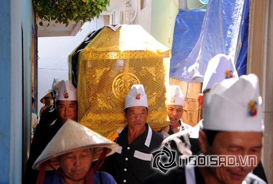 xe du lịch Nha Trang-Đà Lạt, tài xế, Phạm Văn Long, Đâm xe vách núi