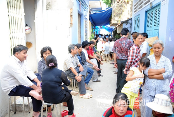 xe du lịch Nha Trang-Đà Lạt, tài xế, Phạm Văn Long, Đâm xe vách núi