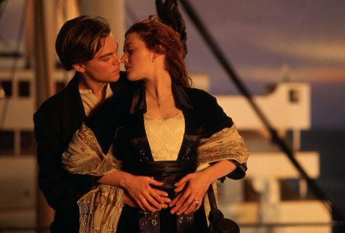 Nụ hôn kinh điển, Titanic, Mr and Mrs Smith, Spider-Man 2002
