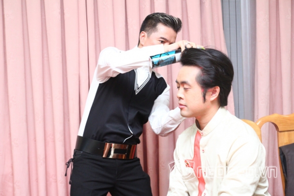 sao Việt, Hồ Ngọc Hà, bà mẹ một con, Hồ Ngọc Hà khoe vòng một, Hồ Ngọc Hà váy đỏ, The X-Factor, vòng Đối đầu, Đàm Vĩnh Hưng, Dương Khắc Linh, Hồ Quỳnh Hương