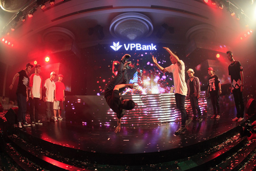 VPBank, Hồ Ngọc Hà, Hà Hồ