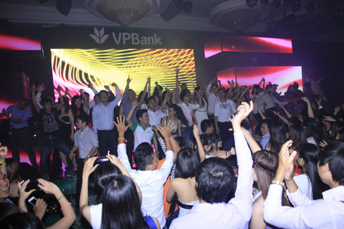 VPBank, Hồ Ngọc Hà, Hà Hồ