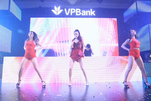 VPBank, Hồ Ngọc Hà, Hà Hồ