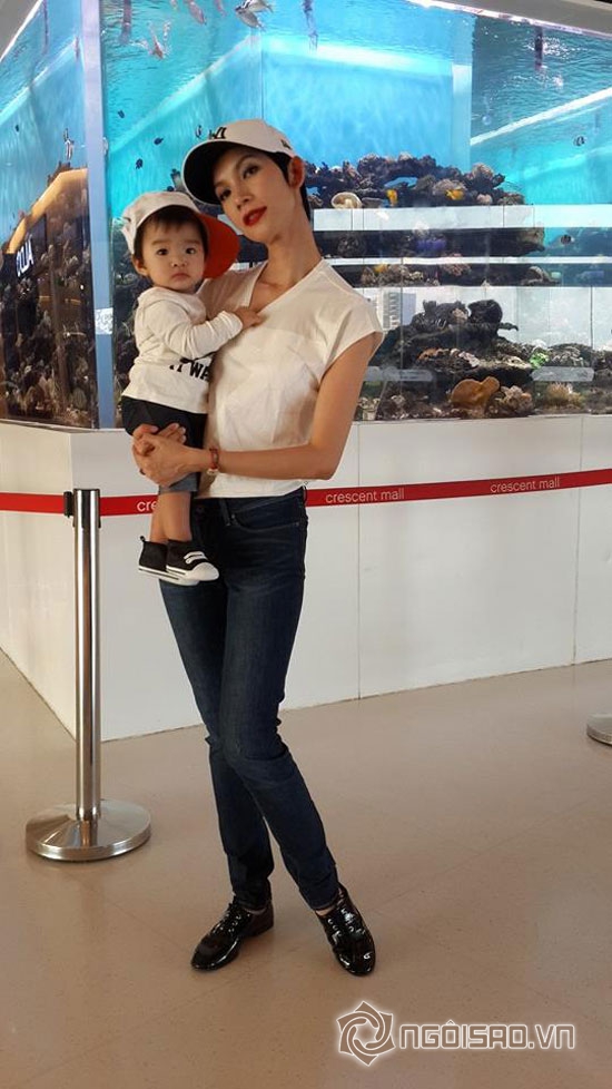 Xuân Lan,bé Thỏ,con gái Xuân Lan,bé Thỏ bị kiến đốt phỏng da,mẹ con siêu mẫu Xuân Lan đón sinh nhật