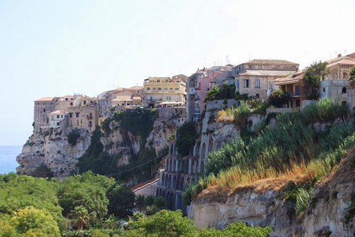 Thành phố Tropea, Thành phố trên vách đá, Du lịch Ý