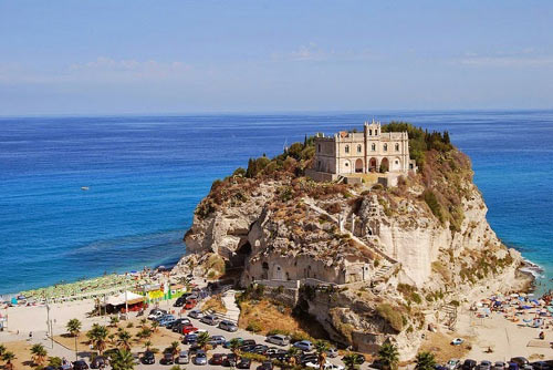 Thành phố Tropea, Thành phố trên vách đá, Du lịch Ý