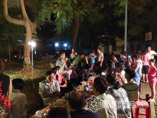 Đàm Vĩnh Hưng, Đàm Vĩnh Hưng họp lớp, Đàm Vĩnh Hưng tổ chức liveshow, Đàm Vĩnh Hưng ca sỹ, Đàm Vĩnh Hưng 2014, sao việt