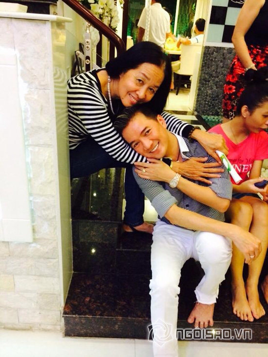 Đàm Vĩnh Hưng, Đàm Vĩnh Hưng họp lớp, Đàm Vĩnh Hưng tổ chức liveshow, Đàm Vĩnh Hưng ca sỹ, Đàm Vĩnh Hưng 2014, sao việt