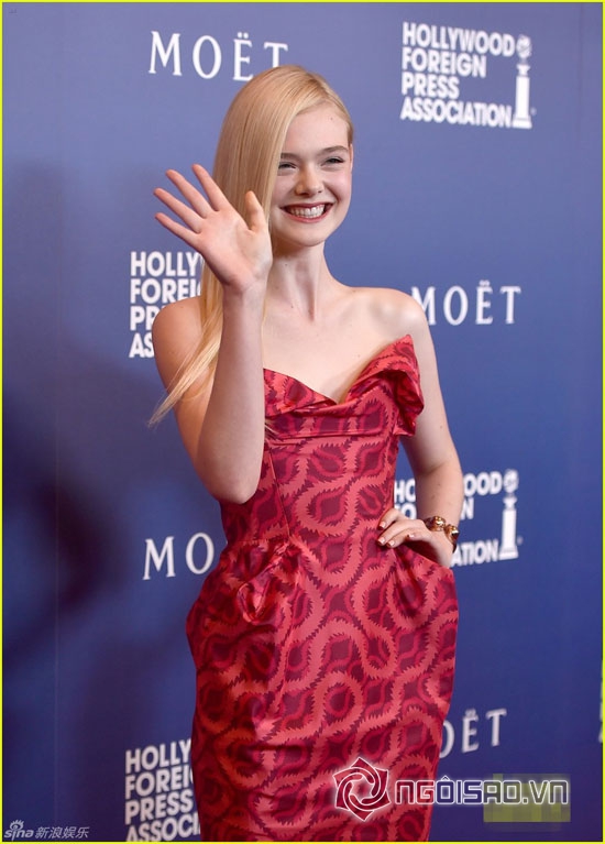 Elle Fanning,Elle Fanning duyên dáng với váy cúp ngực,Maleficent,vẻ đẹp cuốn hút của Elle Fanning