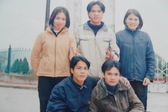 sao Việt, Khắc Việt, lộ ảnh thuở bé của Khắc Việt, Khắc Việt kể về tuổi thơ cơ cực, liveshow Khắc Việt