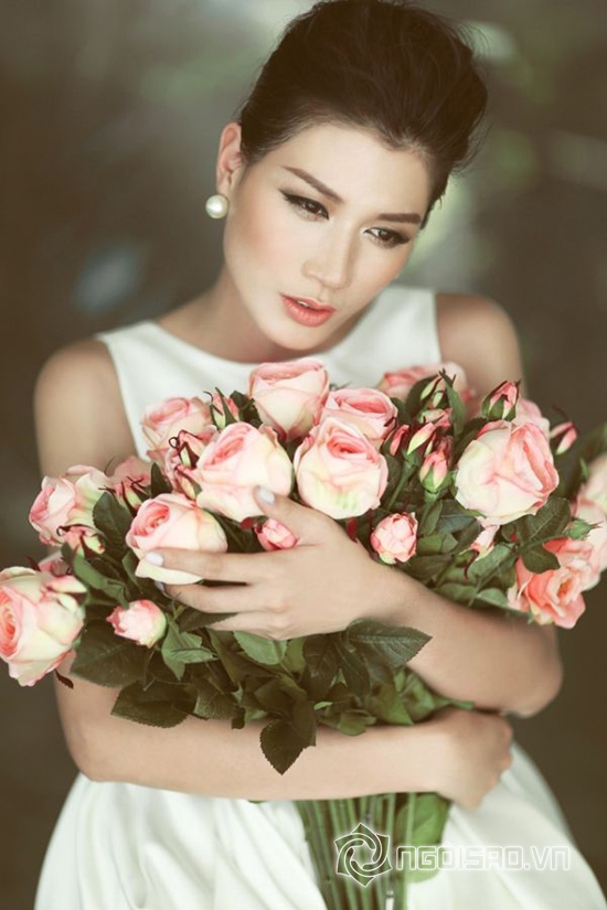 Trang Khàn, Trang Trần, Trang Khàn khoe nhẫn đính hôn, Trang Khàn úp mở lên xe hoa, sao việt
