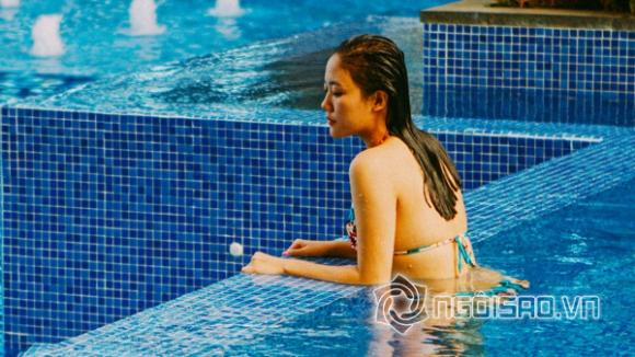 Văn Mai Hương, Rocker Nguyễn,  Zoom cận cảnh đường cong “bốc lửa” với áo tắm của văn Mai Hương, ngày gần anh