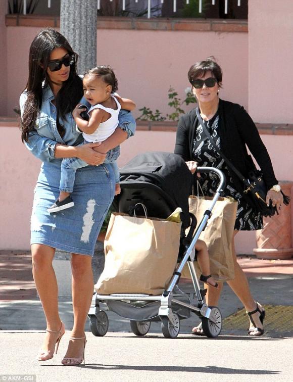 Kim Kardashian, Kim siêu vòng ba, North West, Nori