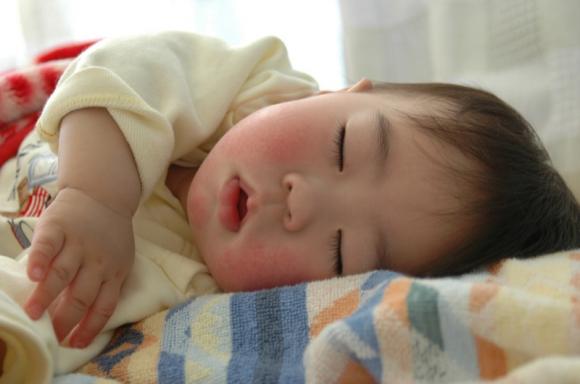 Bé ngủ,em bé đang ngủ,5 điều các mẹ nên làm khi con đang ngủ