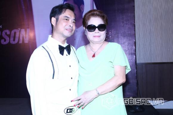 sao Việt, ông hoàng nhạc sến, Ngọc Sơn, Ngọc Sơn phát ngôn gây sốc, Ngọc Sơn khoe thân phản cảm, Ngọc Sơn lên tiếng xin lỗi khán giả, liveshow Ngọc Sơn, Đàm Vĩnh Hưng, Lý Hải, Phương Mỹ Chji