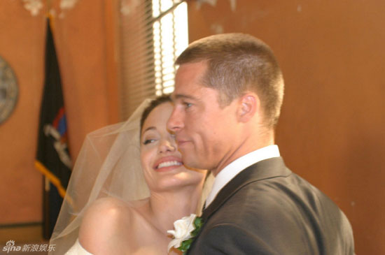 Angelina Jolie,Brad Pitt,sao Hollywood,Angelina Jolie và Brad Pitt kết hôn