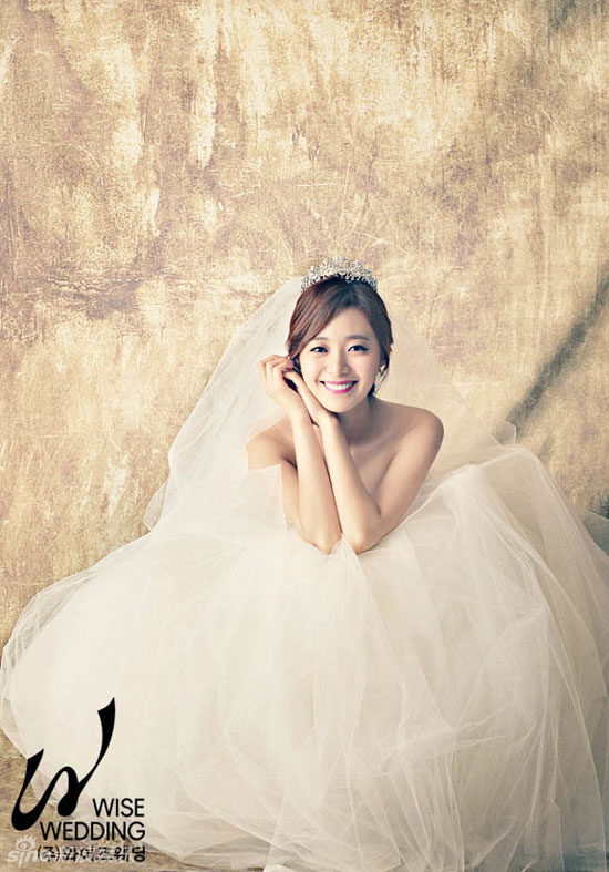 sao Ngôi nhà hạnh phúc,nữ diễn viên Lee Young Eun,Lee Young Eun kết hôn,sao Hàn làm đám cưới