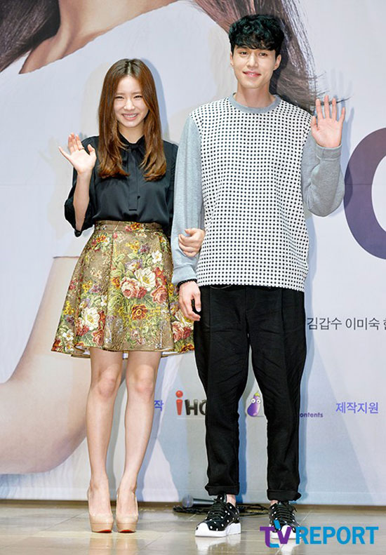 Lee Dong Wook,Shin Se Kyung,buổi họp báo Iron Man,sao Hàn