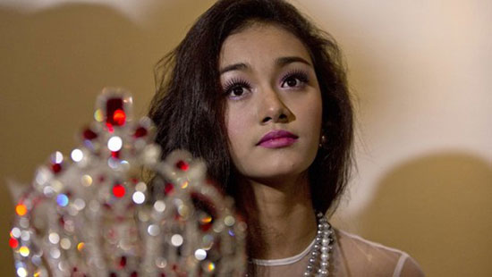 hoa hậu châu Á Thái Bình Dương,người đẹp Myanmar May Myat Noe,May Myat Noe bị tước vương miện,hoa hậu nâng ngực