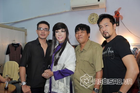 Sao việt,sao viet,ca sỹ long nhật,bà tám showbiz long nhật,bạn trai long nhật,lý anh minh