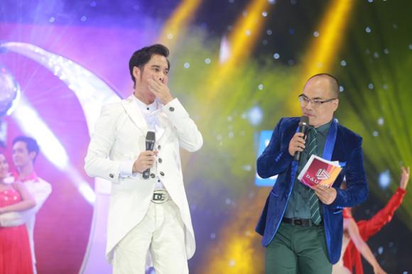 sao Việt, ông hoàng nhạc sến, Ngọc Sơn, liveshow Ngọc Sơn, Đàm Vĩnh Hưng, Lý Hải, Phương Mỹ Chi