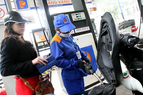 Giá xăng,giảm tiếp giá xăng dầu từ 18h tối nay