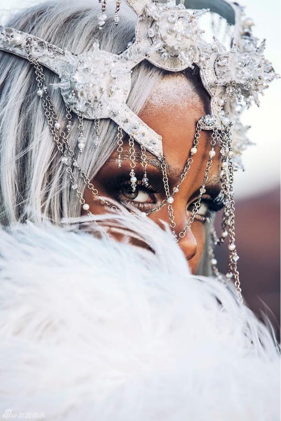 Rihanna, sao ma mị, sao ma quái, ngắm sao cá tính