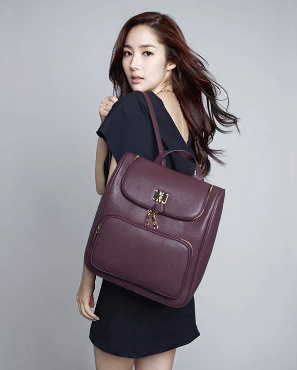 Park Min Young,bộ sưu tập túi của Duani,sao Hàn trên tạp chí,Park Min Young làm người mẫu túi