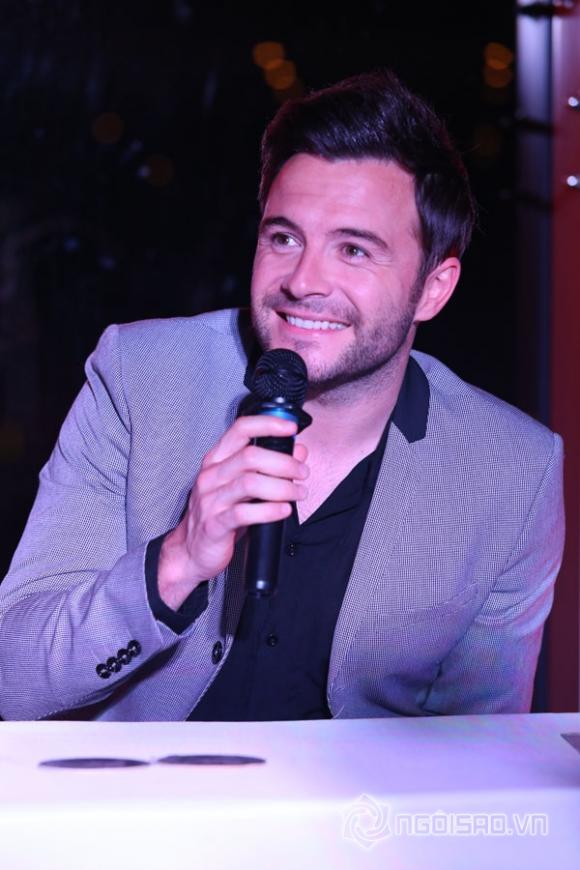 Shane Filan, Shane Filan đến Việt Nam, You & Me Tour in Saigon 2014, Cựu thủ lĩnh Westlife gây “sốt” bởi vẻ điển trai