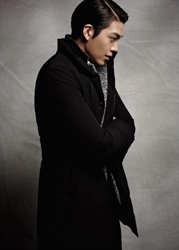 ,hàng ngàn fans chờ Kim Woo Bin,diễn viên kim woo bin,thời trang của Kim Woo Bin,Kim Woo Bin. The Heirs,mỹ nam The Heirs Kim Woo Bin