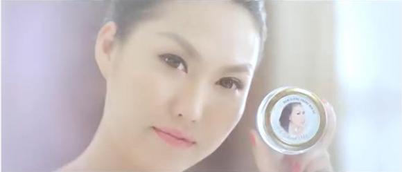 Phi Thanh Vân, Nữ hoàng thẩm mỹ, búp bê Phi Thanh Vân, Phi Thanh Vân tắm trắng, Phát sốt trước clip Phi Thanh Vân đẹp quyến rũ trong bồn tắm