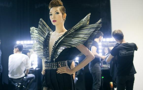 Sao việt,sao viet,vietnam's next top model 2014,giám khảo xuân lan,xuân lan hóa chiến binh