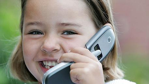 Wifi,hiểm họa wifi,hiểm họa ung thư từ sóng wifi với trẻ nhỏ