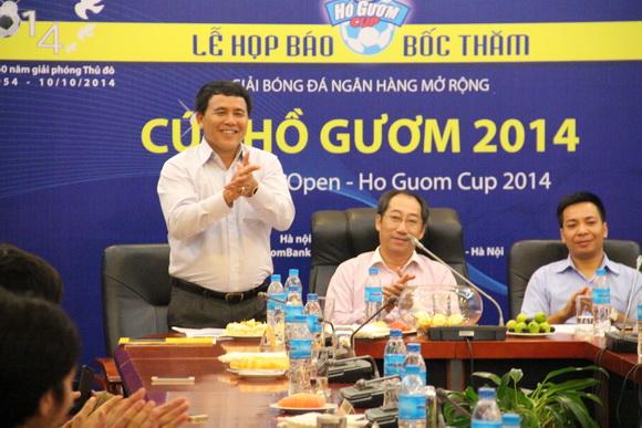 Câu lạc bộ bóng đá việt nam,ngôi sao fc,cúp hồ gươm 2014,nghệ sỹ trần nhượng,ca sỹ duy khoa