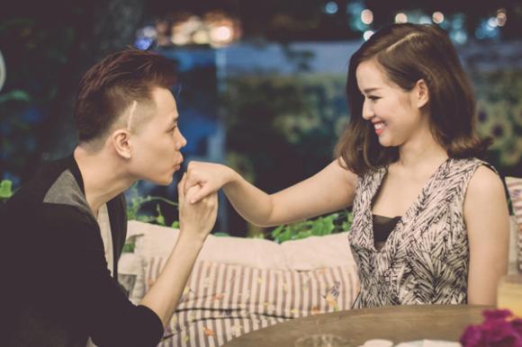 sao Việt, Tâm Tít chia tay Thế Bảo, scandal Tâm Tít, Tâm Tít tái xuất, Trịnh Thăng Bình, Trịnh Thăng Bình thân mật cùng Tâm Tít