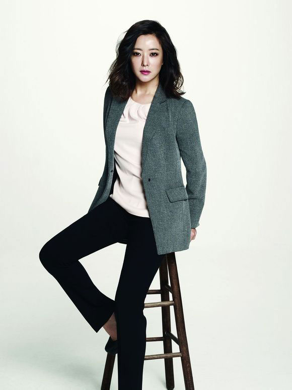 Kim Hee Sun,Kim Hee Sun quyến rũ,Kim Hee Sun trên tạp chí,nhan sắc vượt thời gian của Kim Hee Sun