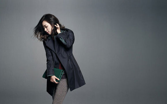 Kim Hee Sun,Kim Hee Sun quyến rũ,Kim Hee Sun trên tạp chí,nhan sắc vượt thời gian của Kim Hee Sun