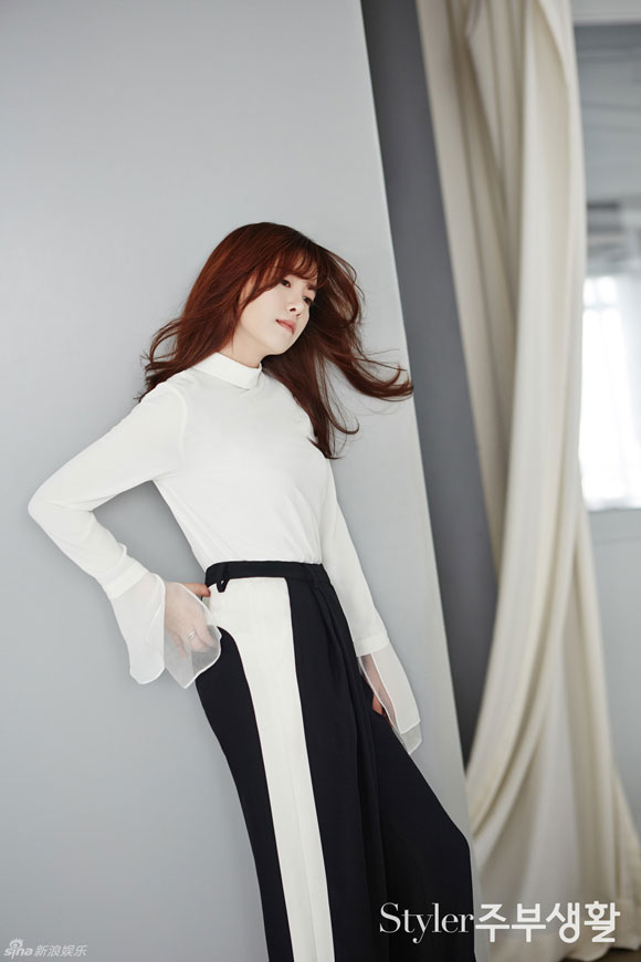 Goo Hye Sun,sao Hàn trên tạp chí,nụ cười ngọt ngào của Goo Hye Sun,vẻ đẹp sang trọng của mỹ nhân Hàn