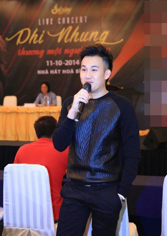 sao Việt, Phi Nhung, Phi Nhung về nước, Phi Nhung nhận con nuôi, Phi Nhung hé lộ tuổi thơ vất vả, liveshow Phi Nhung