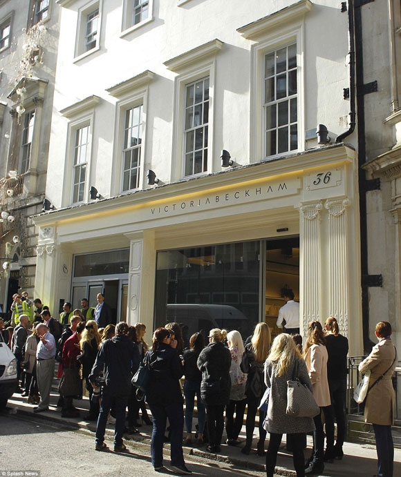 ictoria,David Beckham,cửa hàng thời trang của Vic,London