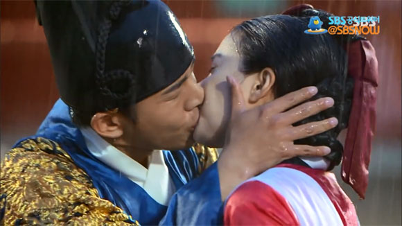 màn ảnh Hàn,nụ hôn trong phim Hàn,Kim Soo Hyun,Jun Ji Hyun
